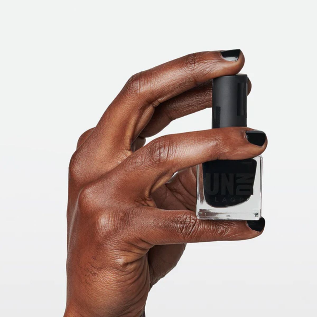 How to Use Nail Polish Remover Effectively Blog UN/DN LAQR